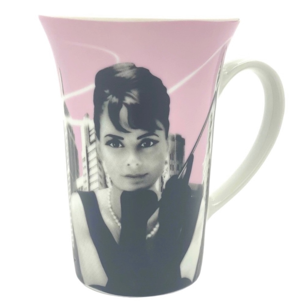 Audrey Hepburn Paul Cardew Manhattan Cafe Tea Cup Breakfast at Tiffany's
